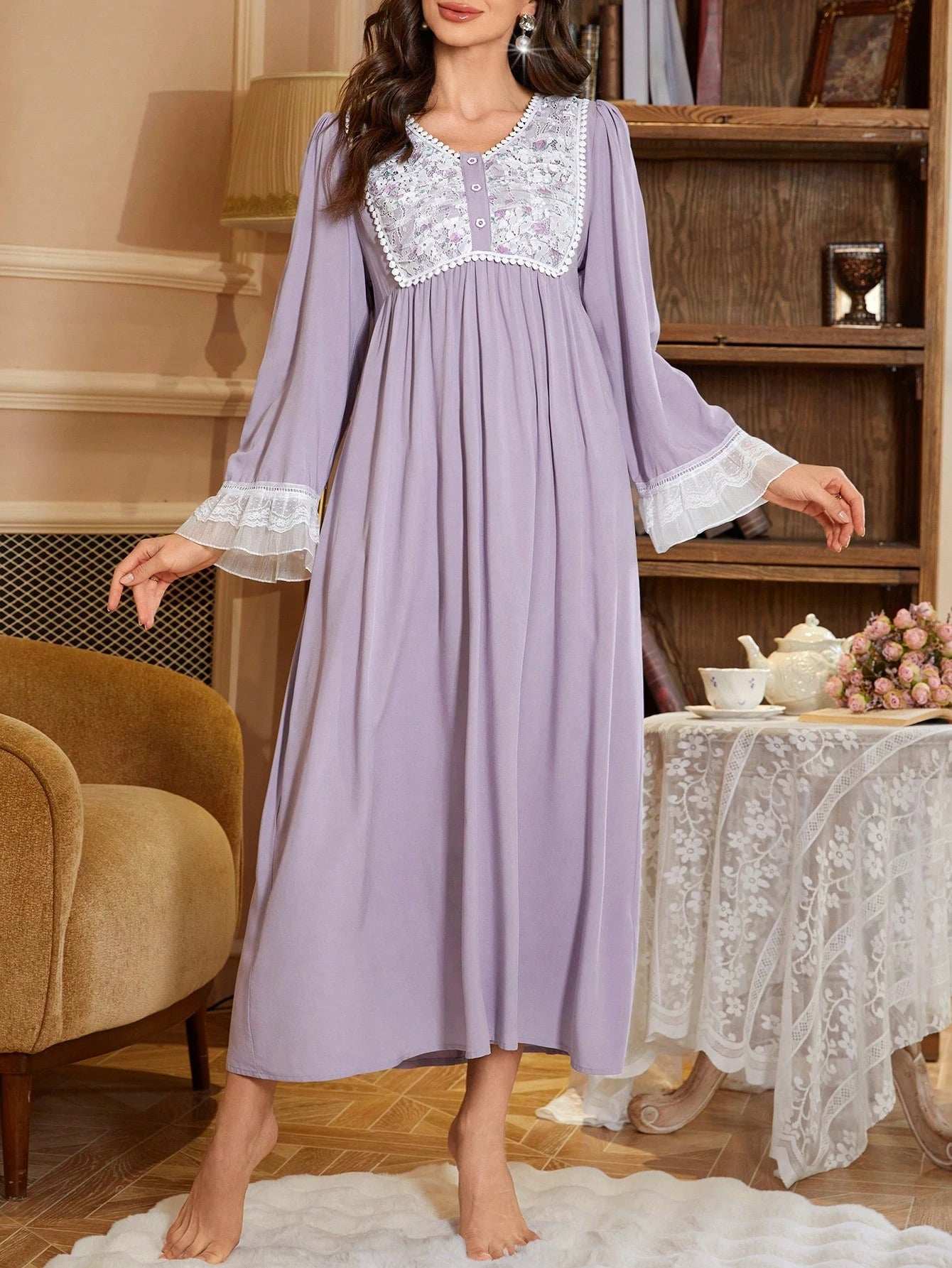 ثوب نوم طويل الأكمام للنساء مطرز بالدانتيل بطراز قصر ريترو، تصميم قطع متداخلة، ملابس فاخرة للاستجمام والراحة، مناسب للعطلات - Pink&blue