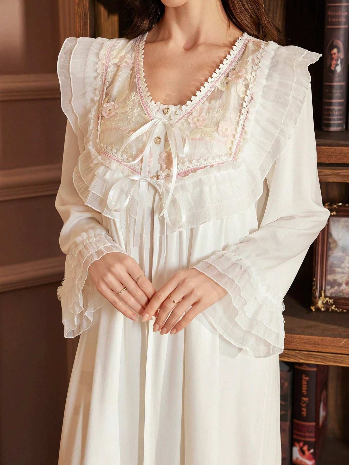 طقم ملابس نوم مطرز على الطراز القديم لفترة العطلات والإجازات للنساء - Pink&blue