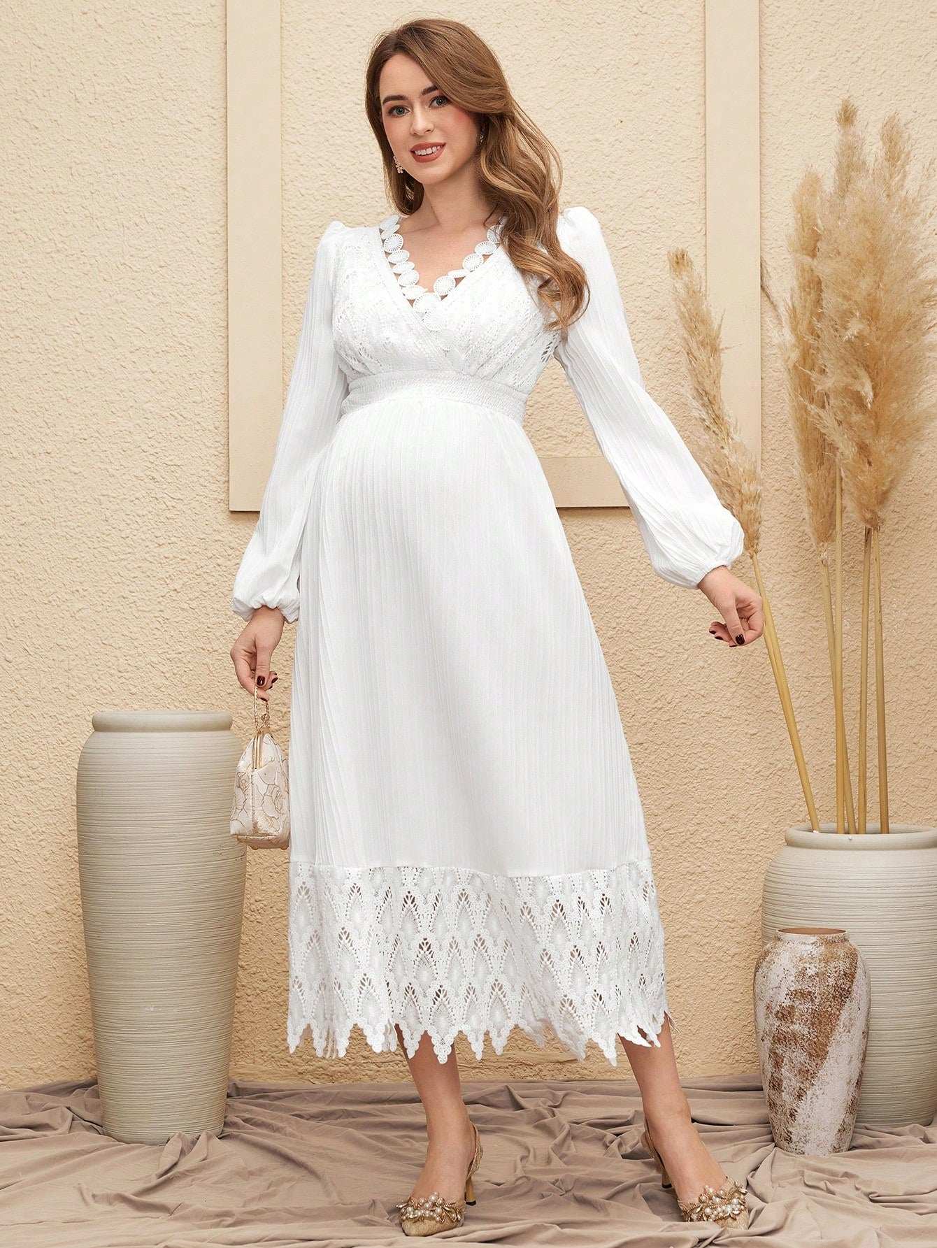 فستان ملابس الحمل للحوامل الطويل الأكمام ، بلون مصمت ، مزين بالدانتيل اللونين - Pink&blue