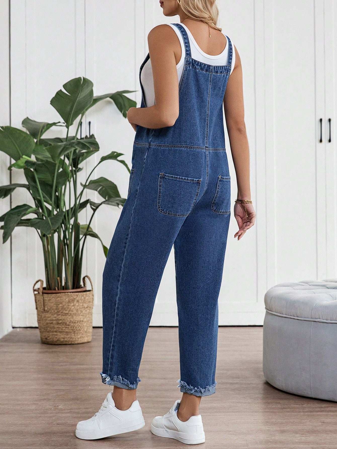 بنطلون قصير للحوامل بلا أكمام و أوفرول أزرق للبس اليومي بأجواء الصيف، يناسب المشاركة في المناسبات اليومية، السهرات الليلية، النوادي الليلية، الحفلات، التجمعات، حفلات المسبح، بداية الدراسة ملابس النساء في المناسبات، المناسبات والاحتفالات، موسيقى المهرجانا - Pink&blue