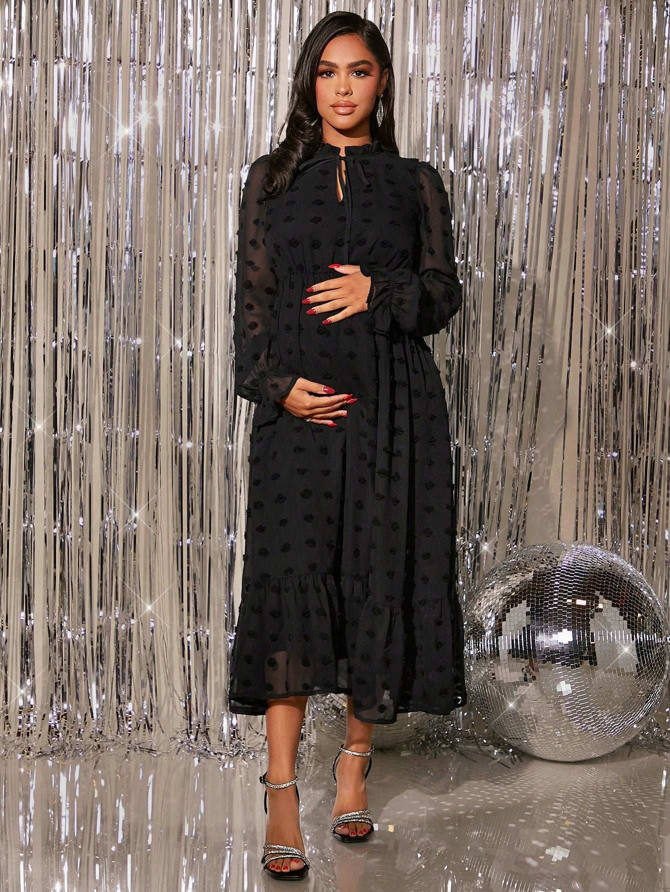 فستان للحوامل أكمام رقراقة مزين بكشكشة وربطة عنق بنقاط سويسرية، للحفلات - Pink&blue