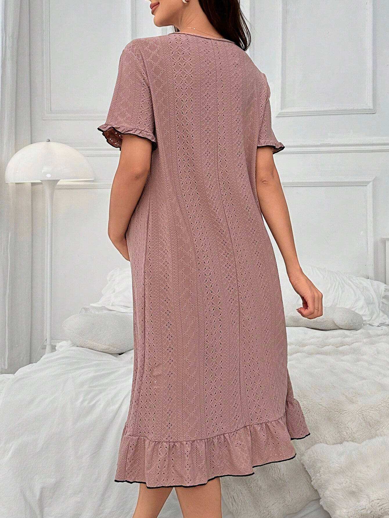 فستان نوم للحوامل مع كشكشة مطاطية وهامش مكرر، قماش جاكارد مزين بفراشة والياقة المربعة، فستان بيجامة - Pink&blue