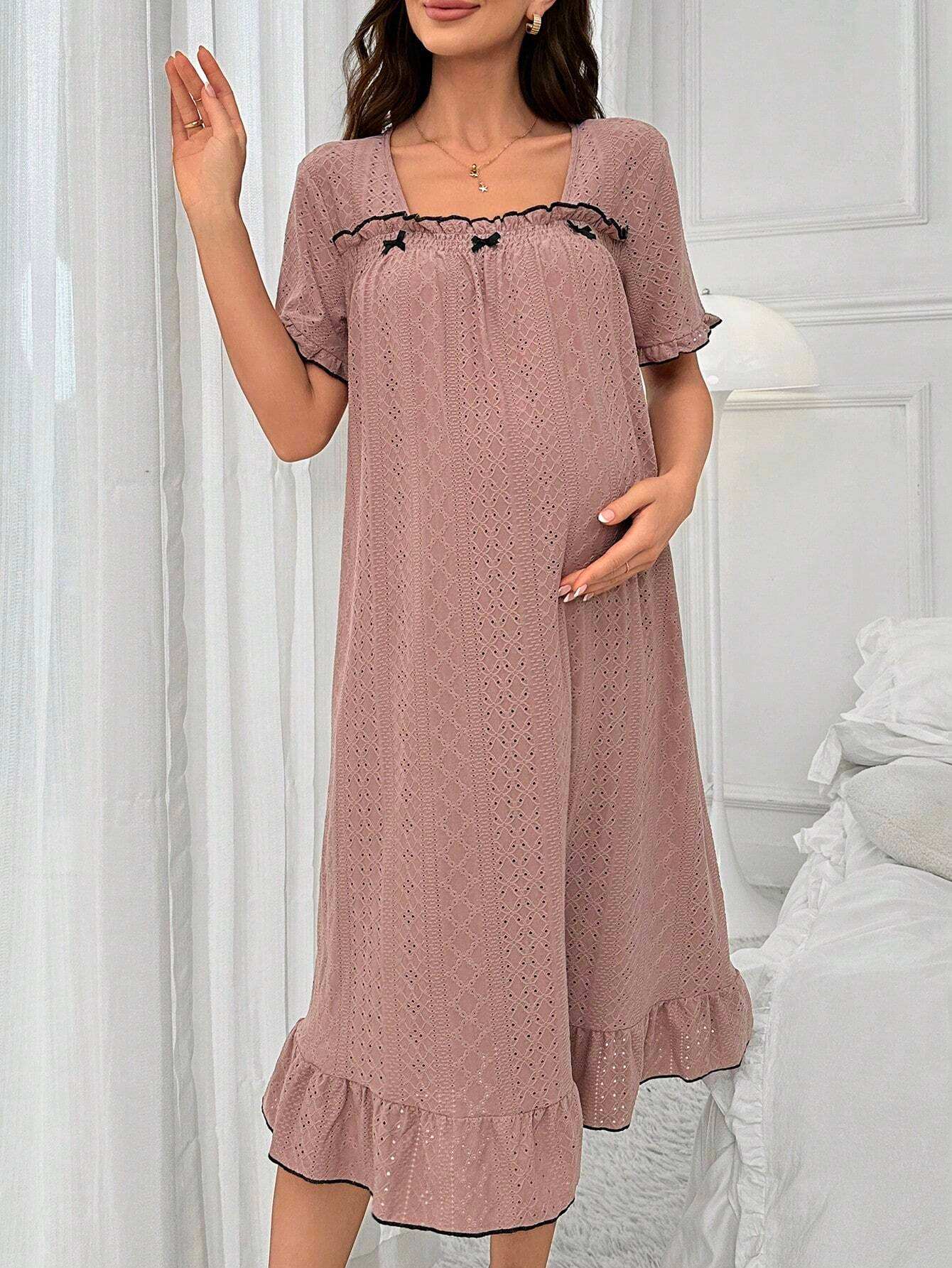 فستان نوم للحوامل مع كشكشة مطاطية وهامش مكرر، قماش جاكارد مزين بفراشة والياقة المربعة، فستان بيجامة - Pink&blue