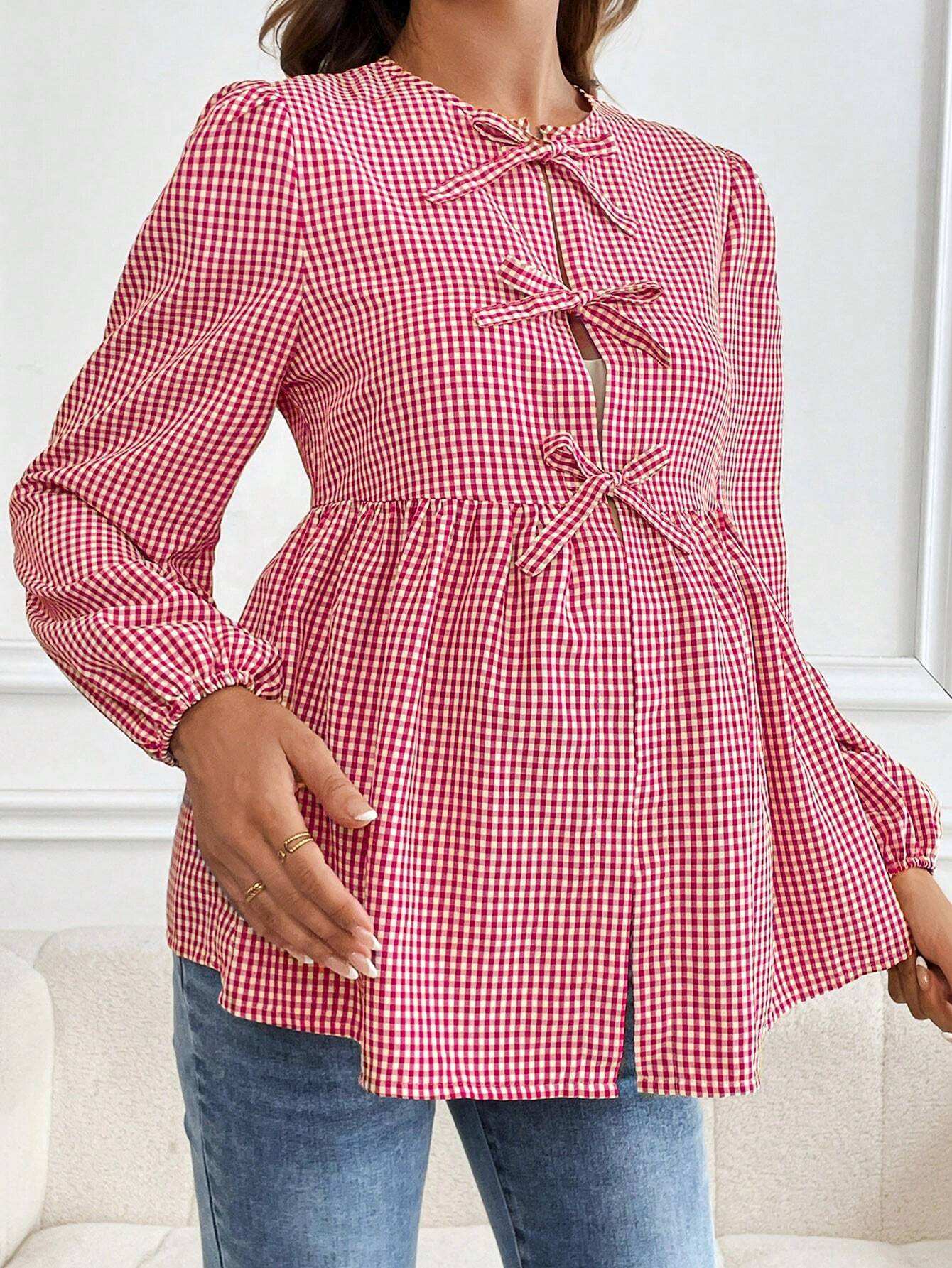 قميص حوامل كشمير طويل الأكمام بياقة مستديرة وزخرفة فيونكة وكشكشة عند الأطراف بطباعة مربعات - Pink&blue