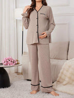 طقم ملابس داخلية للحوامل بطباعة حرفية، بياقة على شكل حرف V وأكمام طويلة مع بنطلون طويل، تفاصيل مريحة وأنيقة، ملابس خريفية - Pink&blue