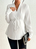 بلوزة أم بياقة على شكل حرف V مزودة بحزام وأكمام طويلة - Pink&blue