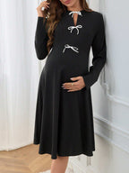 فستان كاجوال أكمام طويلة مع تفاصيل ربط أمامي لحوامل ، لون متباين و ترقيع - Pink&blue