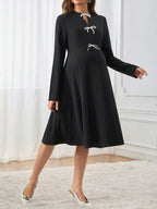 فستان كاجوال أكمام طويلة مع تفاصيل ربط أمامي لحوامل ، لون متباين و ترقيع - Pink&blue