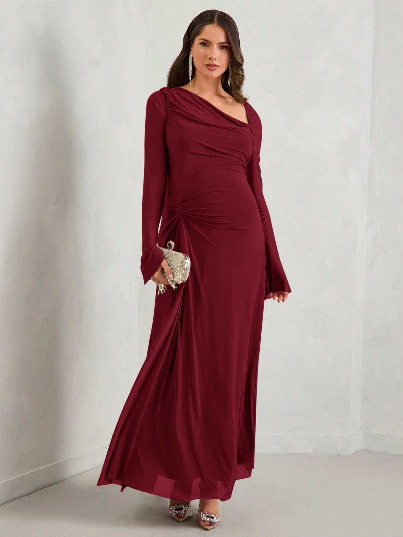 فستان أمومة طويل أنيق بأكمام واسعة وياقة دائرية، لون كامل، مع طية معقودة عند الخصر، موضة خريف للحوامل - Pink&blue