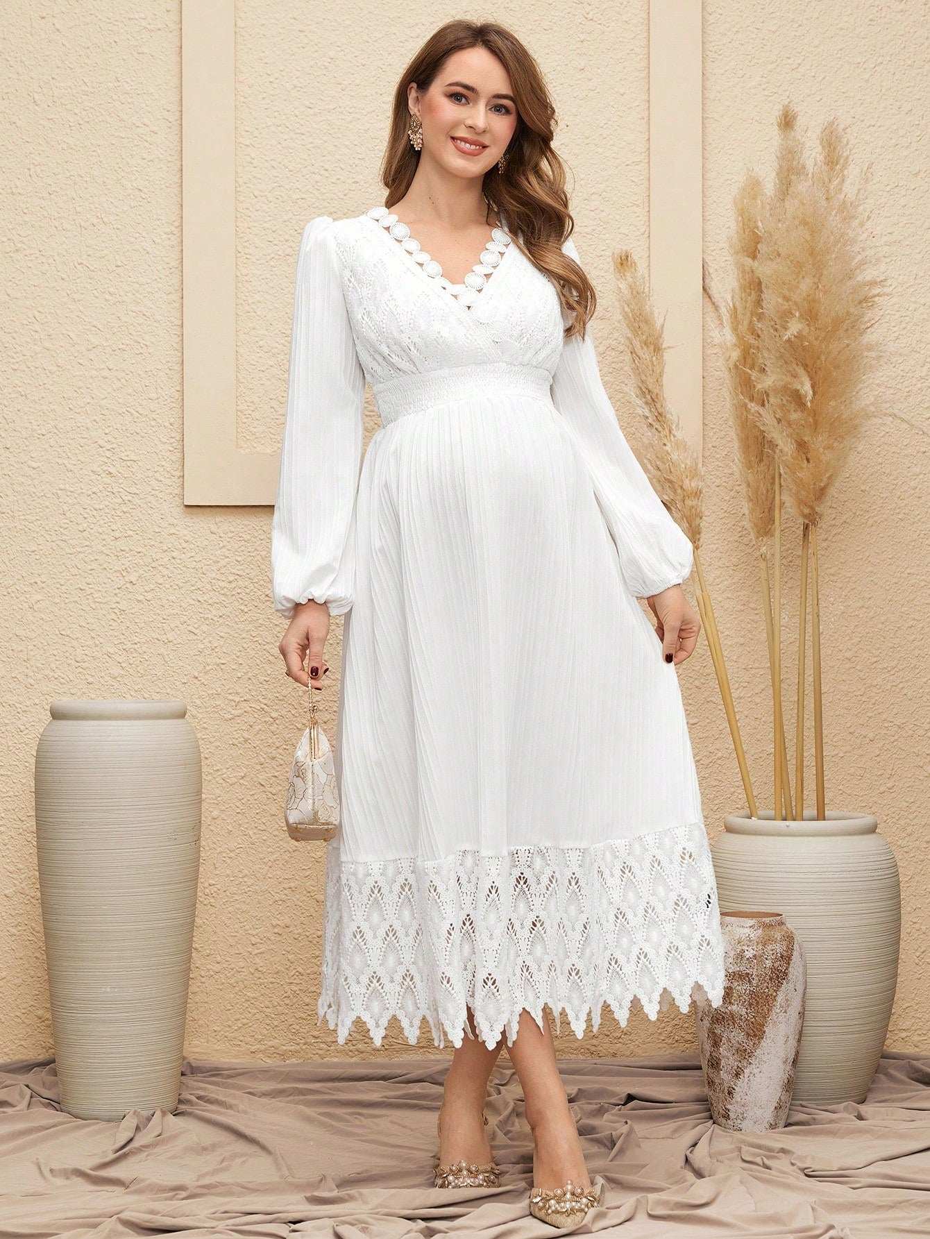 فستان ملابس الحمل للحوامل الطويل الأكمام ، بلون مصمت ، مزين بالدانتيل اللونين - Pink&blue