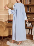 مجموعة قطعتين فستان رداء مع ربطة الخصر الفضفاضة مع أكمام متدلية وفستان سليب بتصميم قصر بلوحة التباين والدانتيل, مناسبة للعطلات والإجازات - Pink&blue