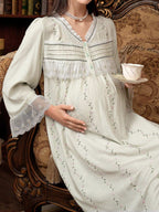 فستان نوم طويل نصف أزرار كبير الحجم مطرز بالشذرات مع ياقة على شكل حرف V للحمل لأوقات الراحة والإجازات - Pink&blue