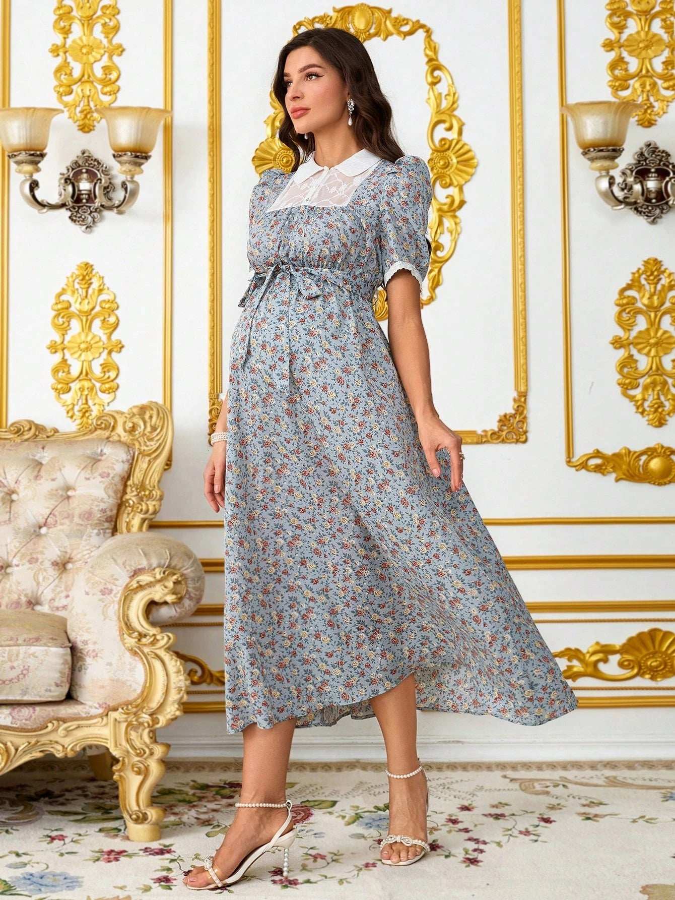 فستان أنيق للنساء الحوامل مع طبعات زهرية صغيرة، لمسات من الدانتيل، فستان صيفي أنيق وواسع للنساء في فترة الحمل - Pink&blue