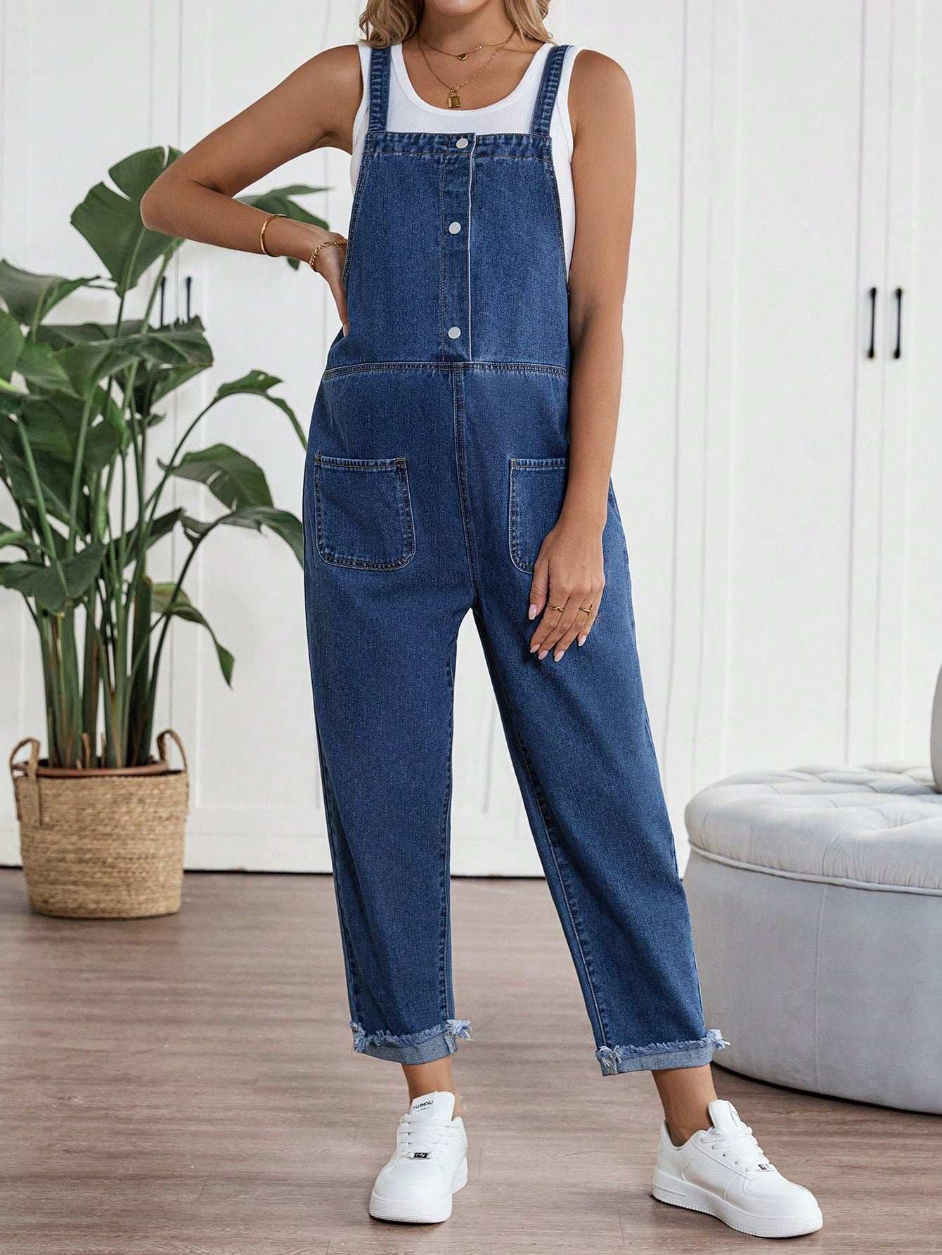 بنطلون قصير للحوامل بلا أكمام و أوفرول أزرق للبس اليومي بأجواء الصيف، يناسب المشاركة في المناسبات اليومية، السهرات الليلية، النوادي الليلية، الحفلات، التجمعات، حفلات المسبح، بداية الدراسة ملابس النساء في المناسبات، المناسبات والاحتفالات، موسيقى المهرجانا - Pink&blue